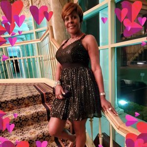 Meet your Posher, Denise